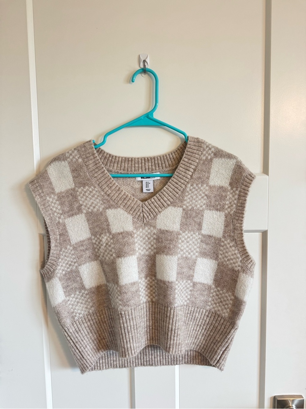 Cozy Neutral Checkered V-Neck Sweater Vest